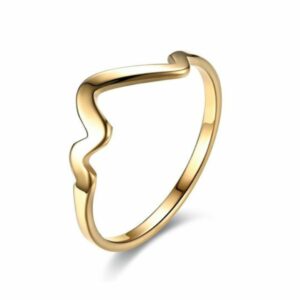 Centre Curved Ring